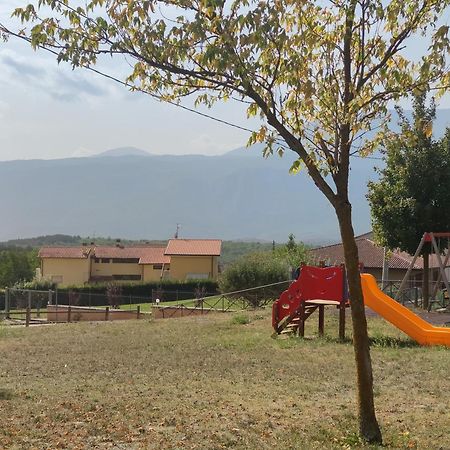 Complesso Turistico Aurora - Camere B&B Poggio Picenze Kültér fotó