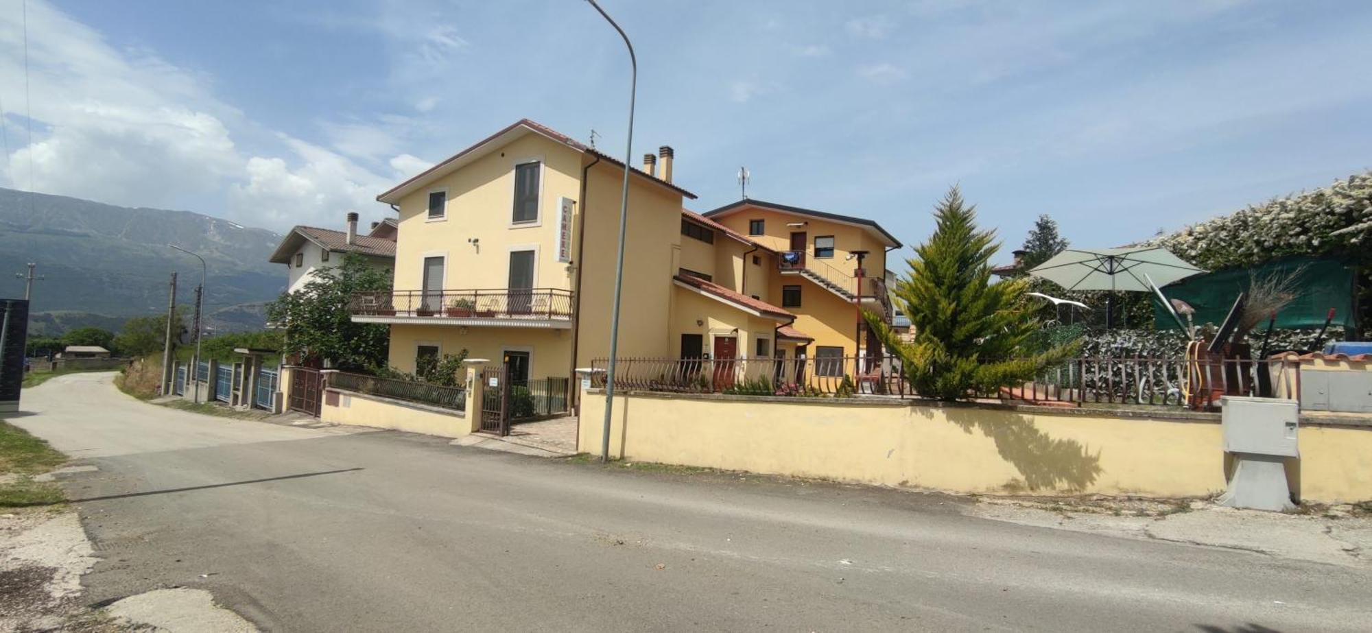 Complesso Turistico Aurora - Camere B&B Poggio Picenze Kültér fotó