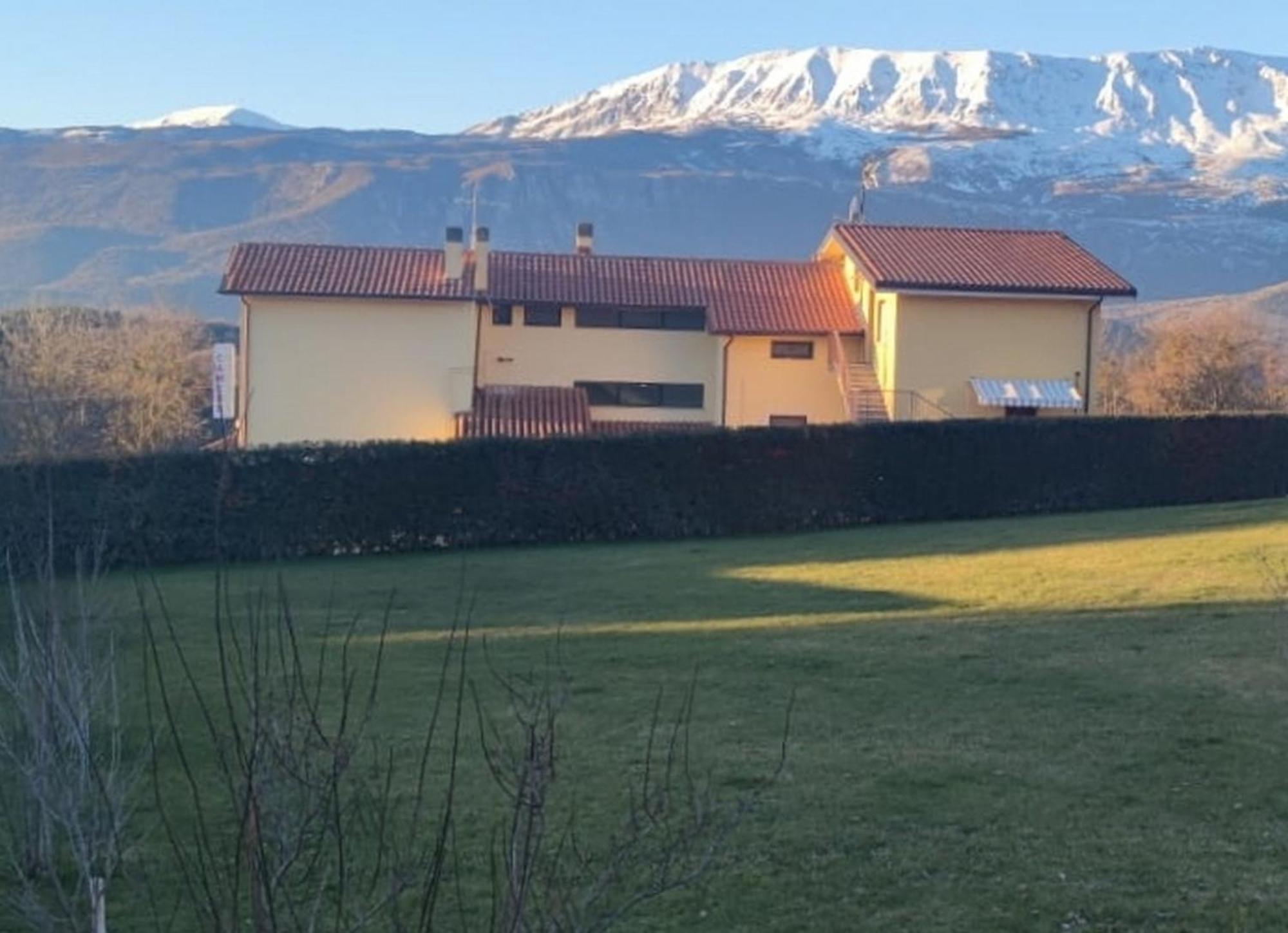 Complesso Turistico Aurora - Camere B&B Poggio Picenze Kültér fotó