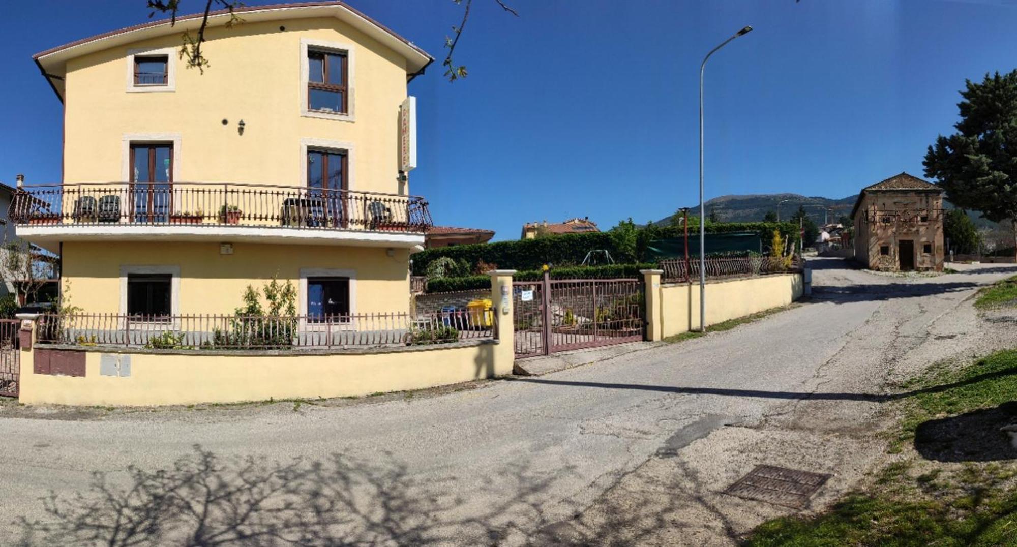 Complesso Turistico Aurora - Camere B&B Poggio Picenze Kültér fotó