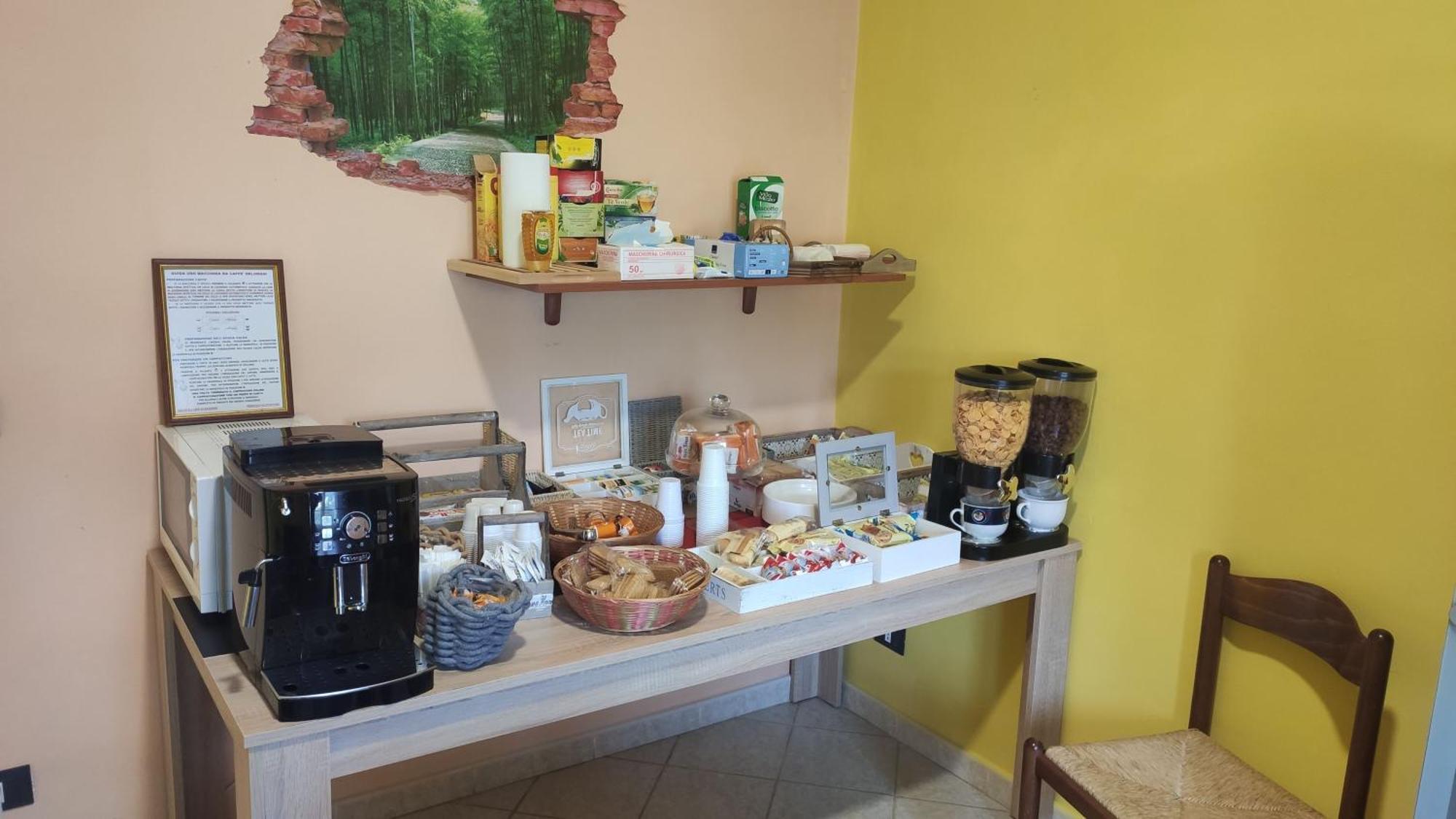 Complesso Turistico Aurora - Camere B&B Poggio Picenze Kültér fotó