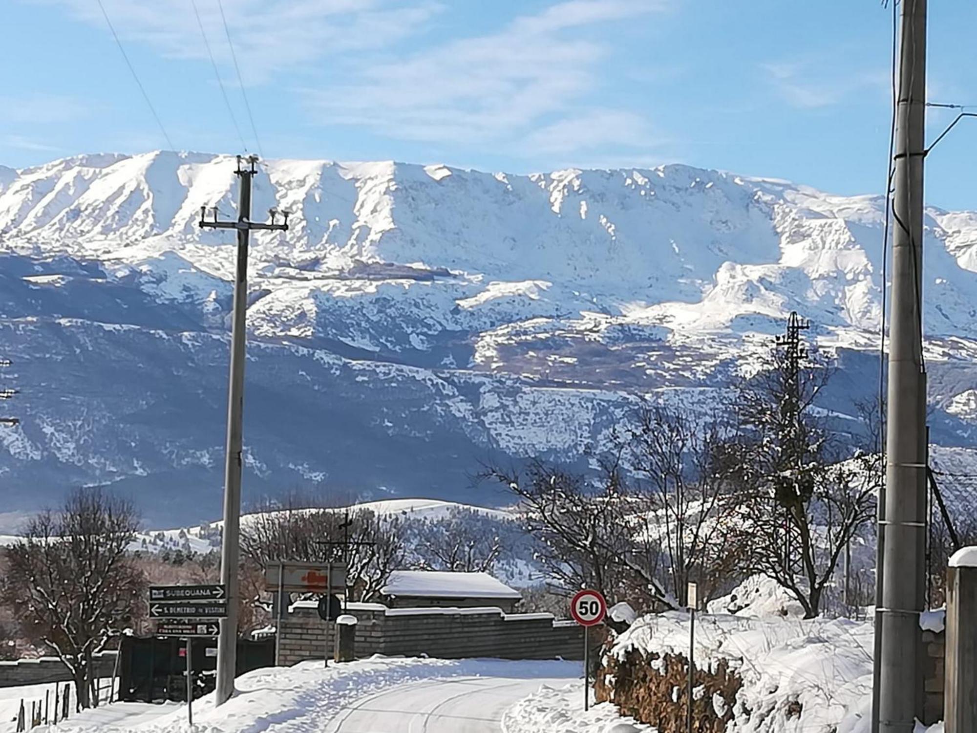 Complesso Turistico Aurora - Camere B&B Poggio Picenze Kültér fotó